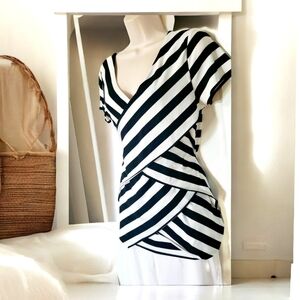 Striped black and white striped slimming blouse size large